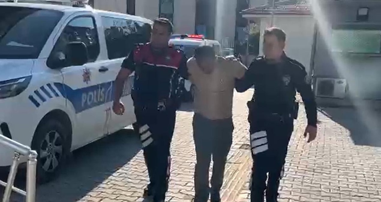 Interpol’ün kırmızı bültenle aradığı şüpheli Kütahya’da sahte kimlikle yakalandı